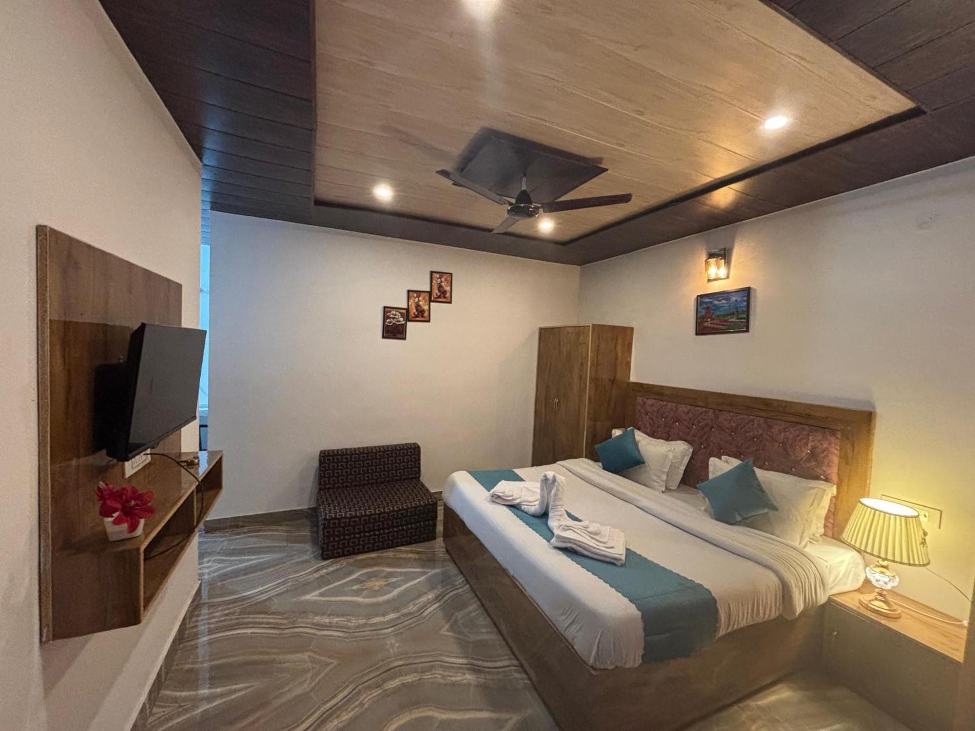 Vansathli I Near Mall Road Kasauli I Open Garden & Rooftop I By Humble Stay Villa Exterior foto